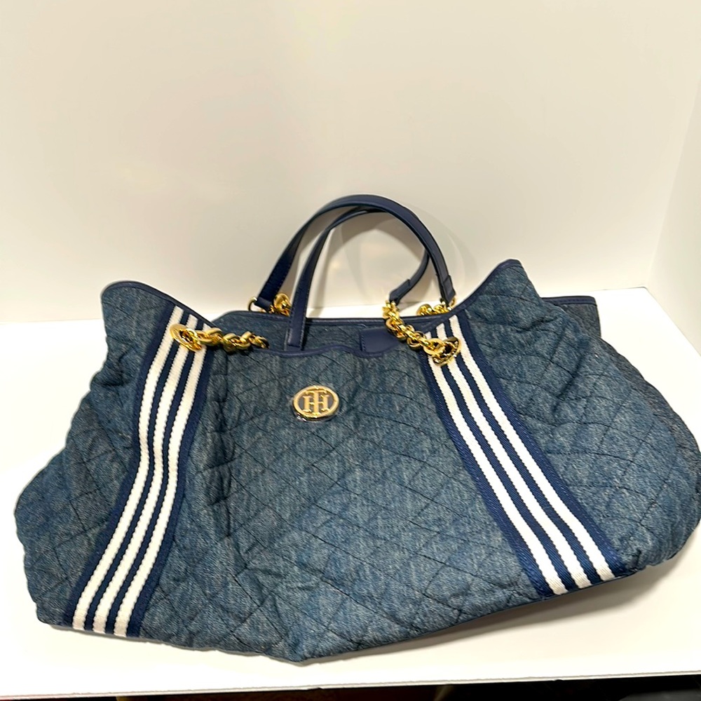 Tommy Hilfiger quilted tote